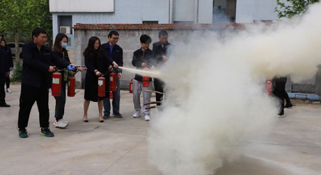 未雨綢繆、增強安全意識----公司組織員工開展安全、消防演練